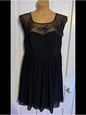 TORRID NWT Elegant Black Chiffon & Lace Dress
